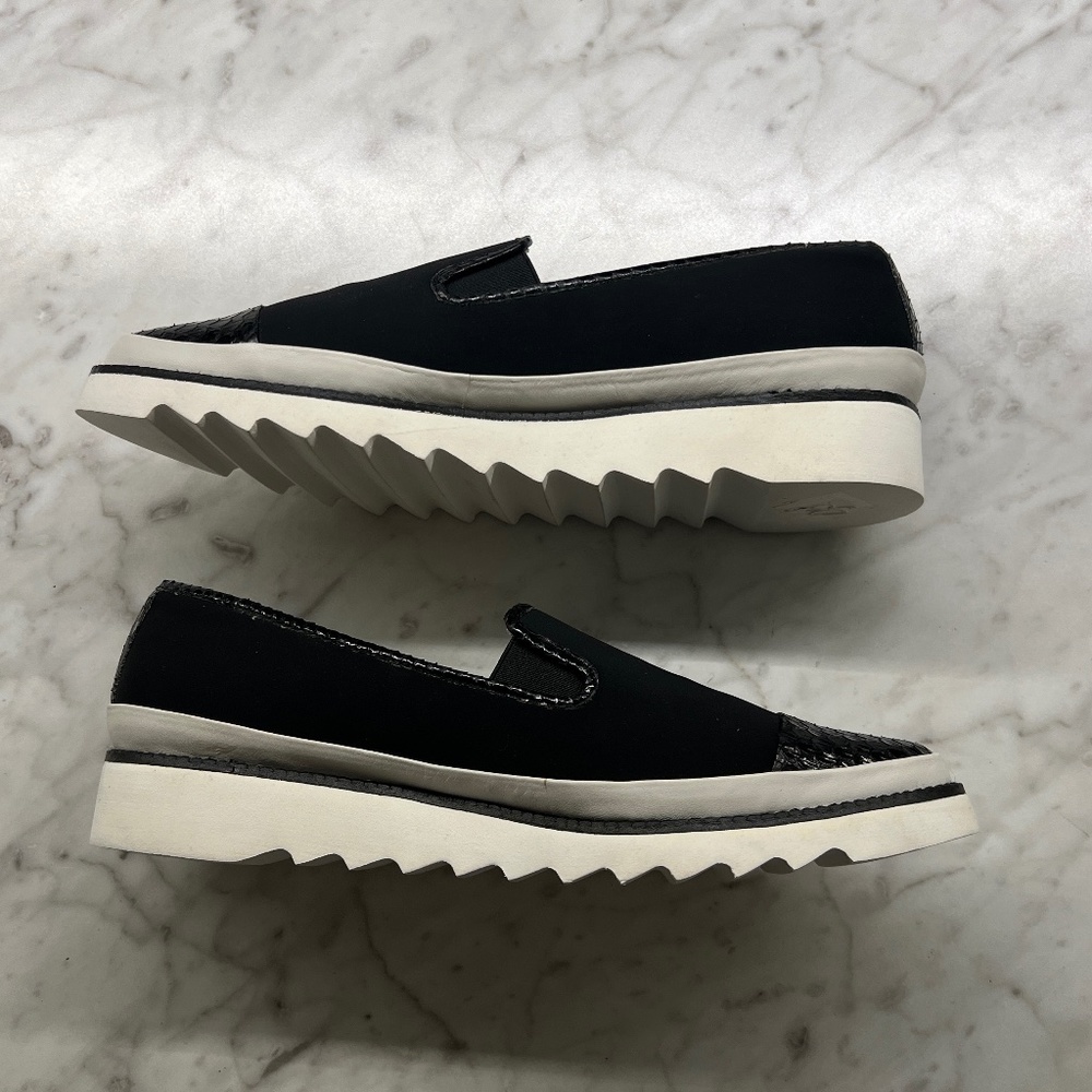 Donald Pliner Beliz Loafer